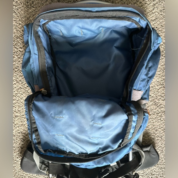 Vintage Jansport Hiking Backpack with Alumnium Frame - Picture 4 of 4